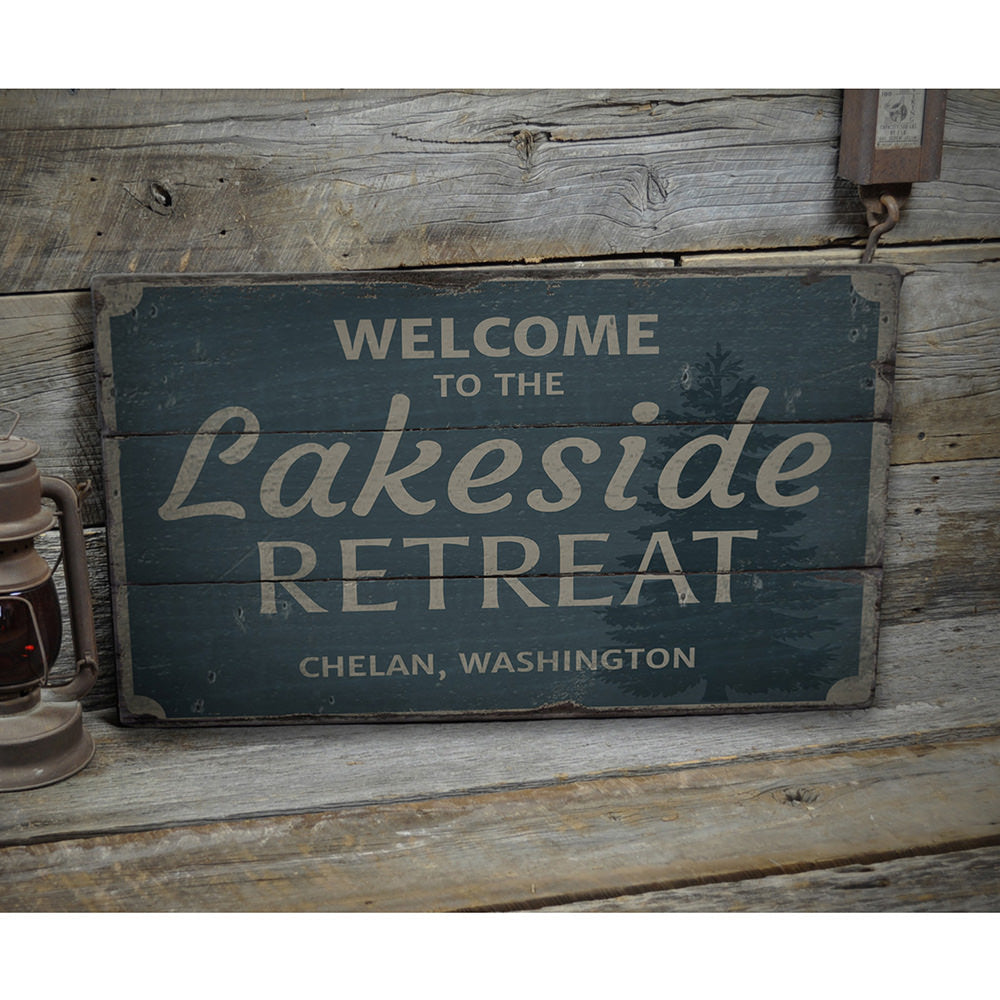 Welcome Lakeside Retreat Vintage Wood Sign