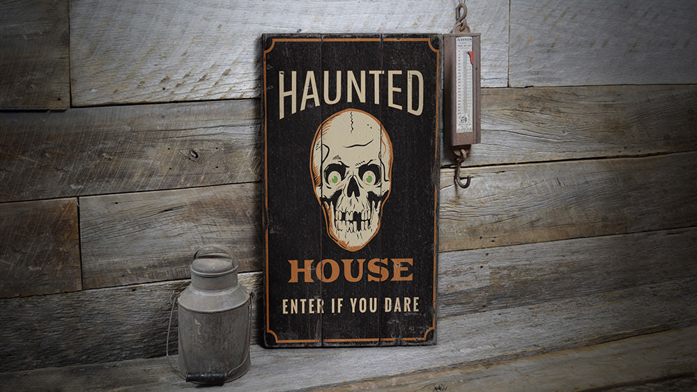 Haunted House Skull Rustic Wood Sign